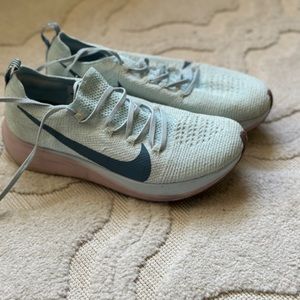 Nike Fly Zoom